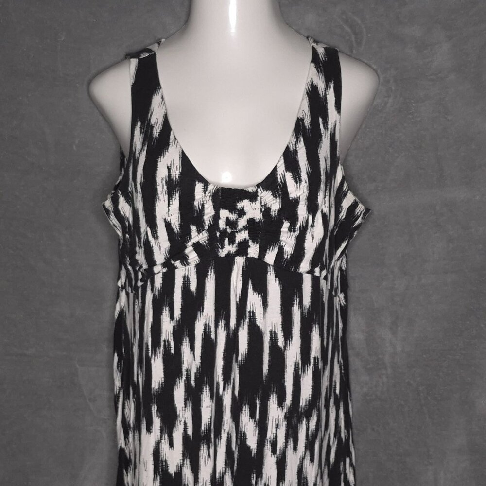 St Johns Bay Sleeveless Dress Swim Cover 1X Black White Abstract Print Stretch